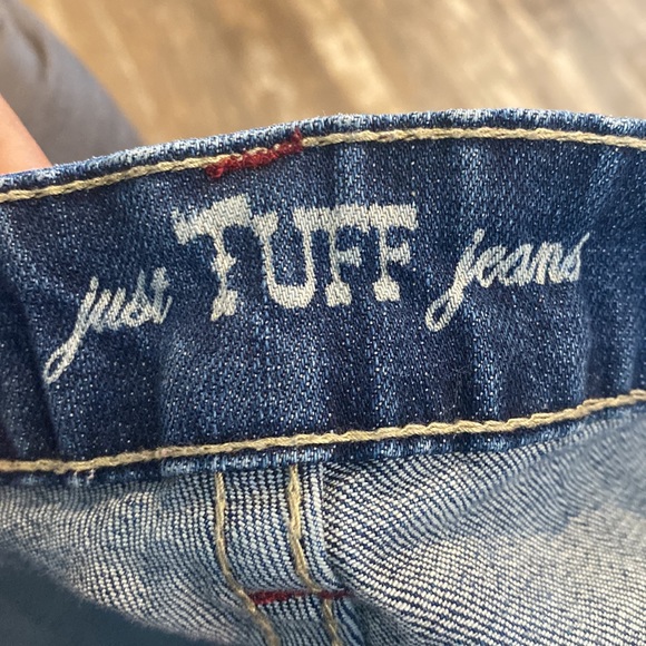 Cowgirl Tuff Dark Wash Jeans. 31x37 - Picture 6 of 7